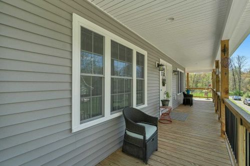 17 Sunrise Ln, Poughkeepsie NY exterior