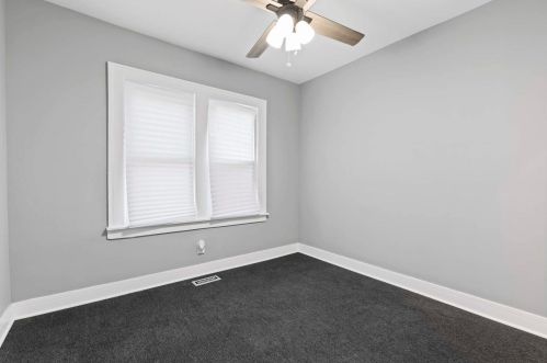 8155 Calumet Ave, Chicago IL 60619-4821 exterior