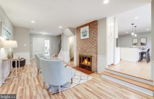 8428 Cherry Vly Ln, Alexandria VA 22309-2100 exterior