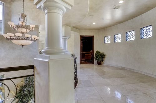 13841 Cyn Dr, Phoenix AZ 85016-2403 exterior