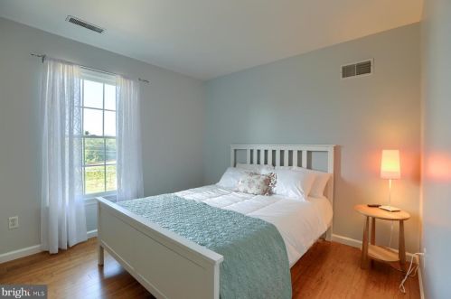 107 Doreen Dr, Hummelstown PA 17036-2725 exterior