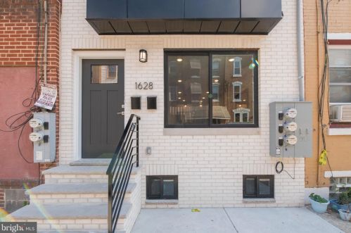 1628 Ellsworth St, Philadelphia PA 19146-2811 exterior