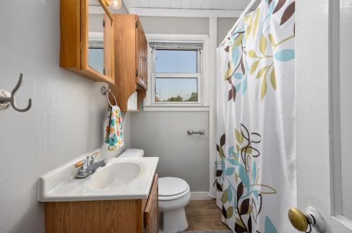 2939 Fairfield St, Meskegon MI  49441-4005 exterior