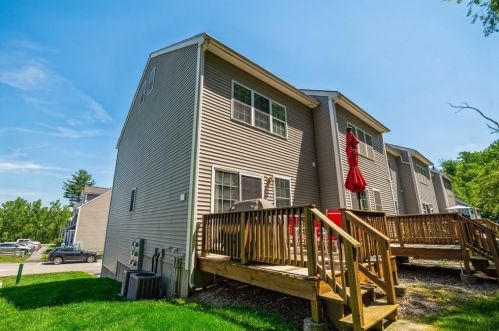 14 Whispering Pine Cir, Worcester MA 01606-1190 exterior