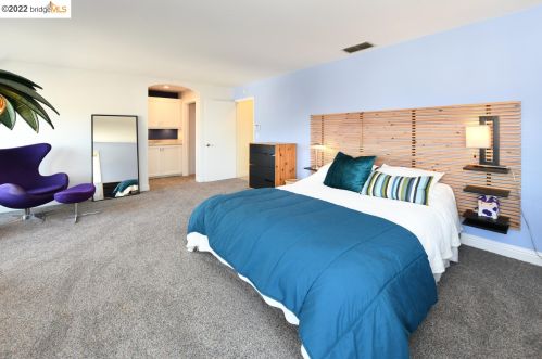 1807 Evalane Way, Concord CA 94519-2356 exterior