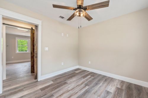 409 19th St, Defuniak Springs FL  32435-2147 exterior