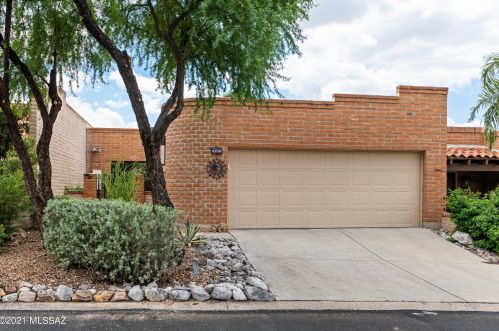 6240 Frontier Pl, Tucson, AZ 85750-5962