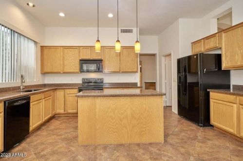 1797 Goldfinch Way, Chandler AZ  85286-8011 exterior