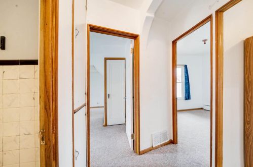 1844 Belmont St, Manitowoc WI 54220-2629 exterior