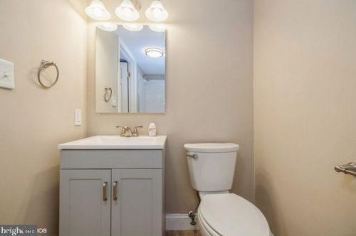 1311 Marshall St, Philadelphia PA 19122-4314 exterior