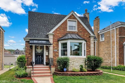 3337 Newcastle Ave, Chicago IL  60634-3752 exterior