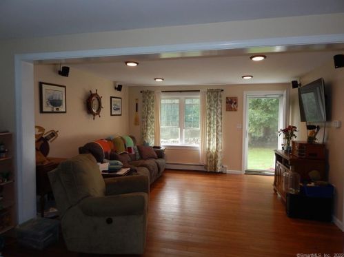 436 Babcock Hl Rd, Exeter CT 06249-1301 exterior