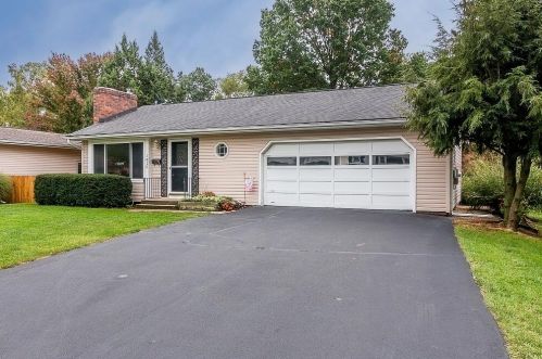 1010 Parchmount Ave, Kalamazoo, MI 49004-1790