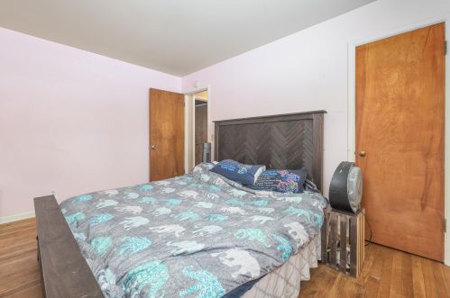 668 Melrose St, Plainwell MI 49080-2207 exterior