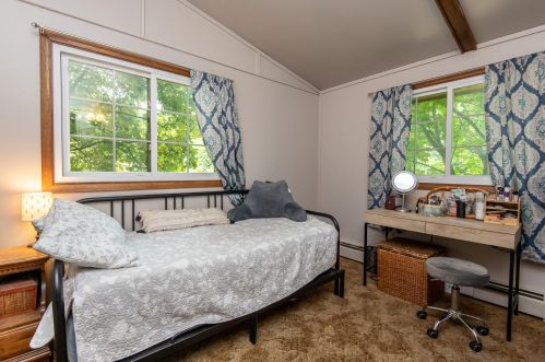 8632 Bottsford Ave, Milwaukee WI 53228-2838 exterior