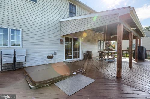 107 Doreen Dr, Hummelstown PA 17036-2725 exterior