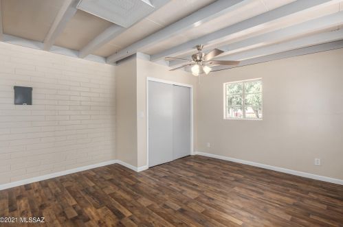 2305 19th St, Tucson AZ  85719-7016 exterior