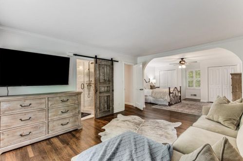 7105 Brandon Mill Rd, Atlanta GA  30328-1922 exterior