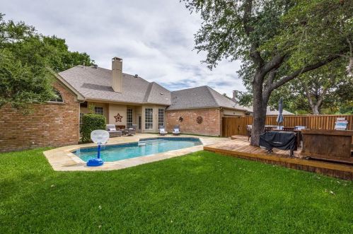 6630 Genstar Ln, Dallas TX 75252-5478 exterior