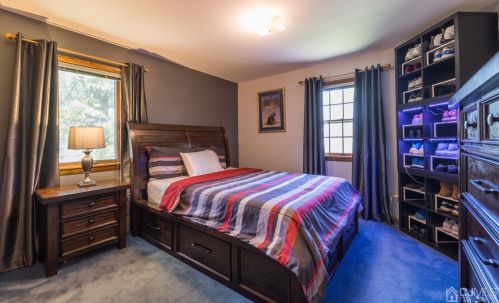 2350 Plainfield Ave, Piscataway NJ 08854-4045 exterior