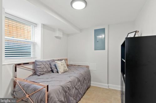 4355 G St, Washington DC  20019-4255 exterior