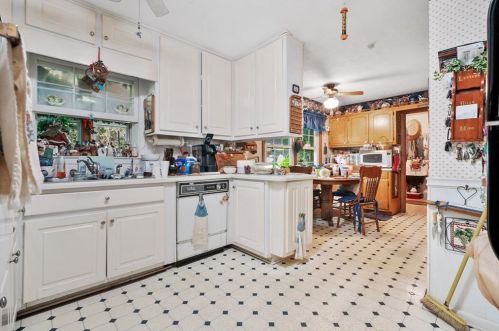 3325 Mcclure Bridge Rd, Duluth GA 30096-3224 exterior