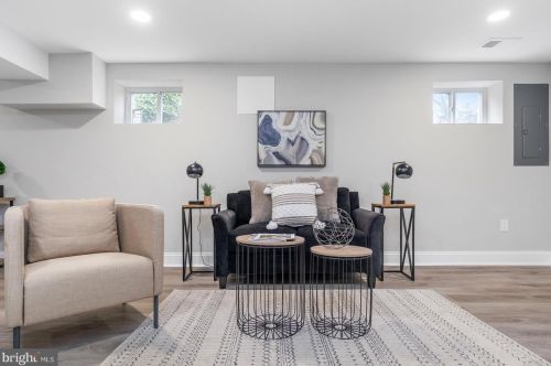 8916 Copenhaver Dr, Rockville MD  20854-3009 exterior