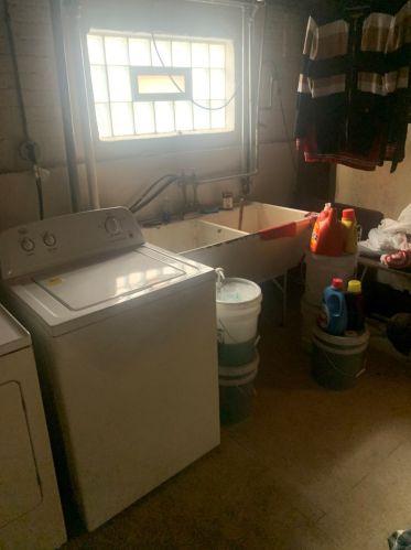 3720 80th St, Chicago IL 60652-2416 exterior