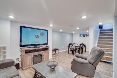 5446 Stack Dr, Milwaukee WI 53219-3137 exterior