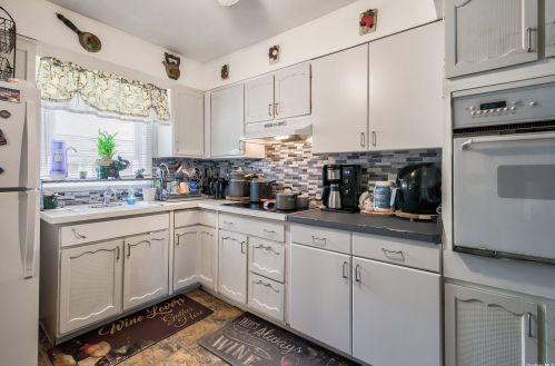 58 21 St, Huntington Station NY 11746-3259 exterior