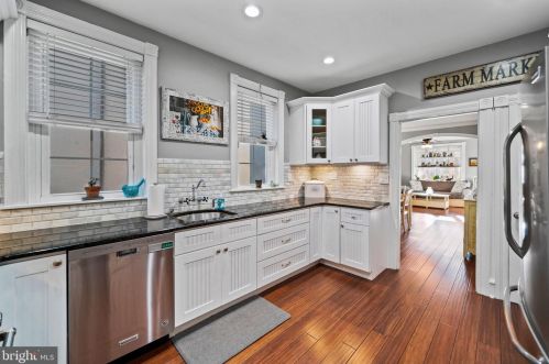 622 Johnson St, Philadelphia PA 19144-3705 exterior