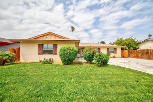 10539 Pendleton St, Riverside, CA 92505-1737