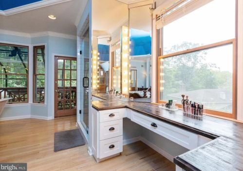 94 Eldrid Dr, Silver Spring MD 20904-2910 exterior