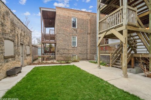 4741 Maplewood Ave, Chicago IL 60632-1419 exterior