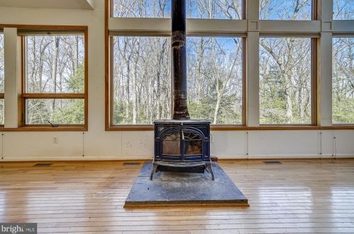 2751 Colonial Rd, Accokeek MD 20607-2366 exterior