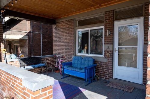 2621 Tilbury Ave, Pittsburgh PA  15217-2514 exterior