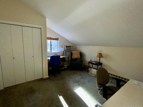 363 Ledge Dr, Torrington CT 06790-2245 exterior