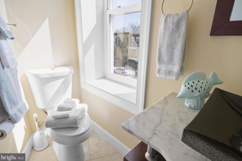 616 M St, Washington DC 20002-3425 exterior