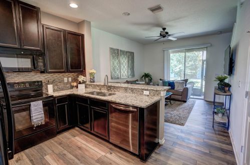 7041 Spotted Deer Pl, Riverview FL 33578-8977 exterior