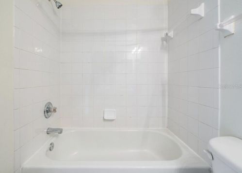 2035 Fiesta Ridge Ct, Tampa FL  33604-7702 exterior