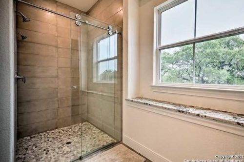 212 High Pt Cir, Spring Branch TX 78070-5065 exterior