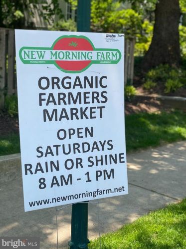 7007 Connecticut Ave, Bethesda MD  20815-4936 exterior