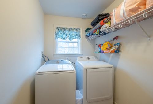 30 Max Ln, Concord NH 03301-8629 exterior