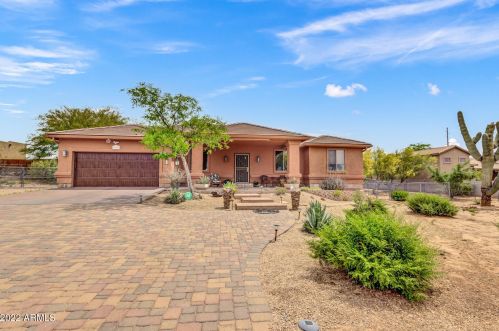 39419 3rd Ave, Phoenix, AZ 85086-6370