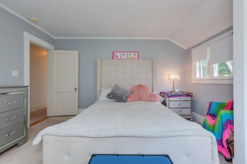 28 Westbourne Rd, Concord NH 03301-2916 exterior