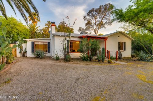 221 Calle De Jardin, Tucson AZ  85711-3406 exterior