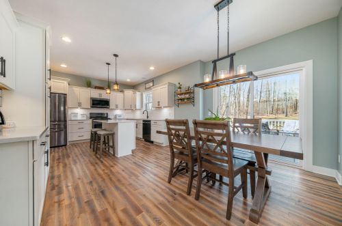 3980 Hathaway Rd, Kalamazoo MI  49009-0049 exterior