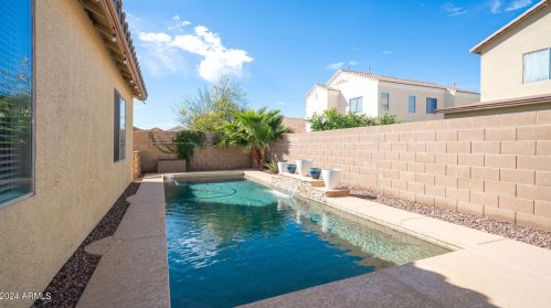 2286 Redwood Ct, Chandler AZ 85286-2800 exterior