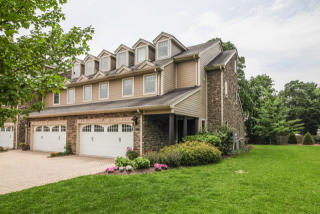 67 Eggers Ct, Summit, NJ 07901-6700