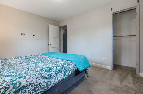 2832 Shoshone Rd, Waukegan IL 60087-3612 exterior